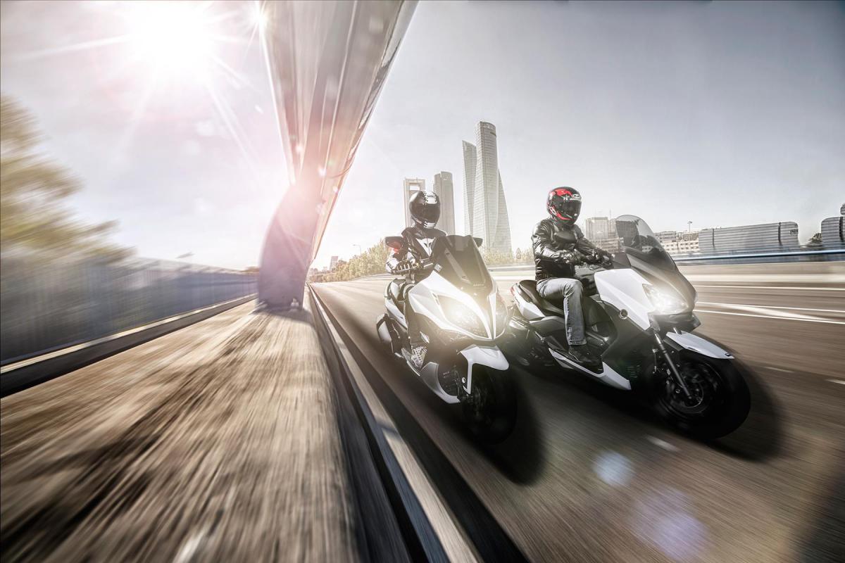 Yamaha X-Max 400 vs Kymco Xciting 400
