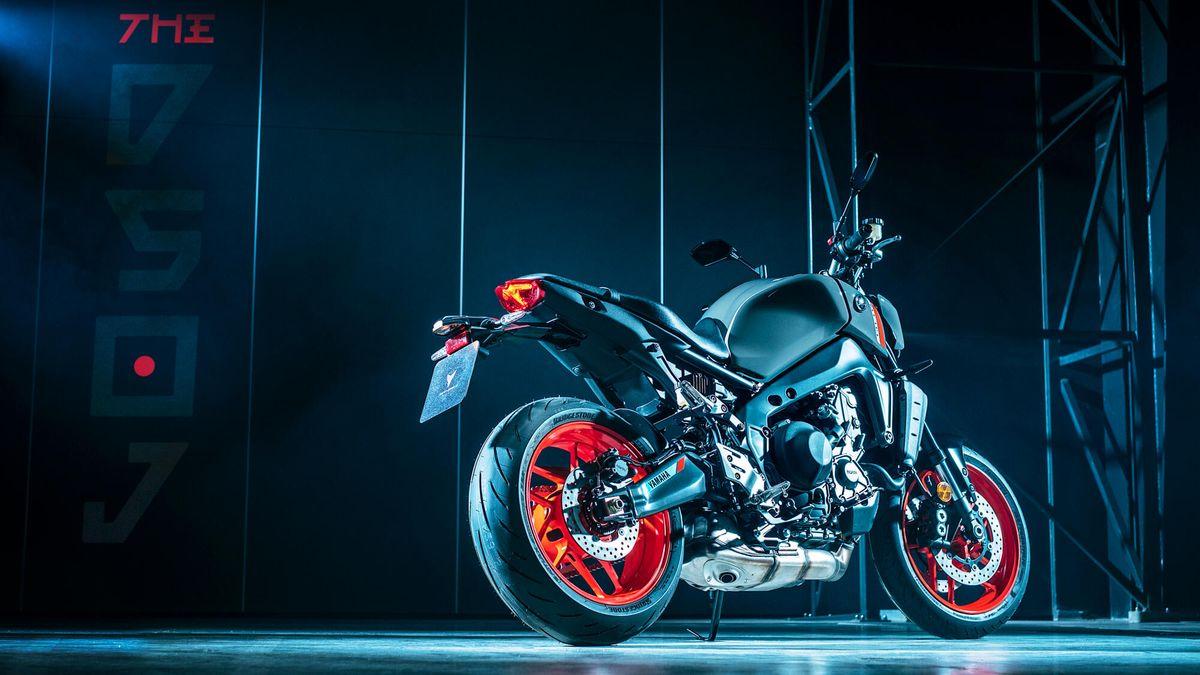 Nuevas Yamaha R9 y Niken a la vuelta de la esquina