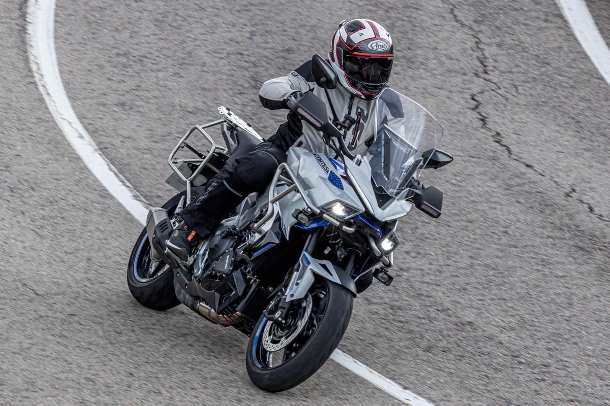 Prueba Zontes 703T ETC 2026: sport-crossover con todo por 7288 euros