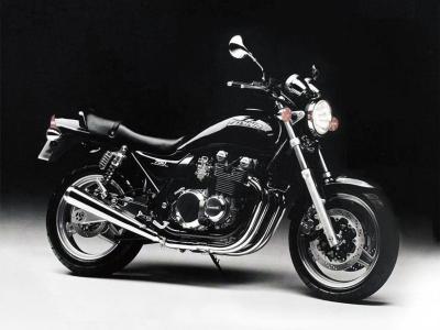 Kawasaki Zephyr 750: una clásica que nunca quiso vivir del pasado Kawasaki Zephyr 750: una clásica que nunca quiso vivir del pasado