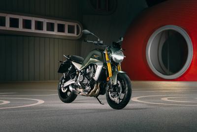 Moto Guzzi The Trip 500: dos cilindros ¡en línea! para la nueva naked A2