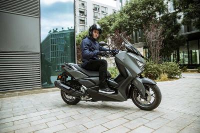 RST apuesta por ropa urbana con protecciones para motoristas