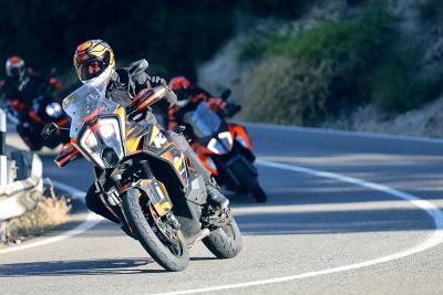 La Reunión KTM 2025 reúne a más de 250 motoristas en Granada