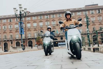 Zero celebra su 20 aniversario con el scooter LS1 por debajo de los 5000 euros Zero celebra su 20 aniversario con el scooter LS1 por debajo de los 5000 euros