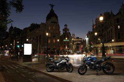 Bajaj Pulsar NS125 y NS400Z: naked accesibles y en oferta