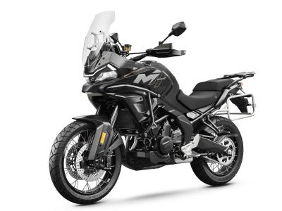 CFMoto 700MT: nueva trail para el A2 por 6195 euros