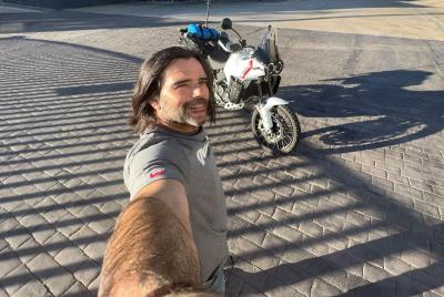 Ducati DesertX, la nueva moto de Charly Sinewan