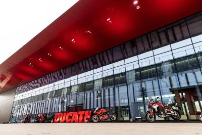 Ducati inaugura el edificio Finitura e Delibera Estetica