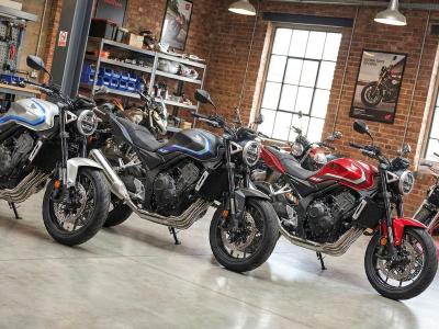 Honda CB400 y CB500 Super Four: retro tetracilíndricas para conquistar el mundo 