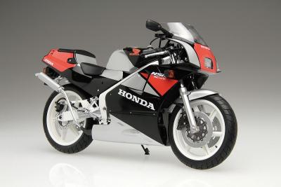 ¡Tienes una Honda NSR250R por 41 euros!