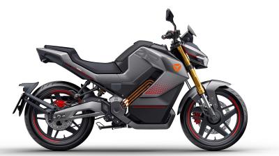 YADEA 2023: moto eléctrica sin carnet y scooter de rueda alta