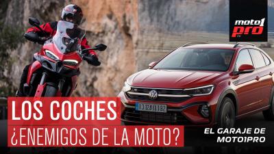 ¿Son los coches los enemigos de las motos?