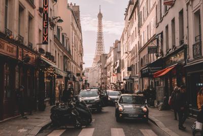 París: pillado en moto con 100.000 euros en drogas