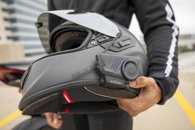 Intercomunicadores para moto: Sena te da la guía para elegir regalo