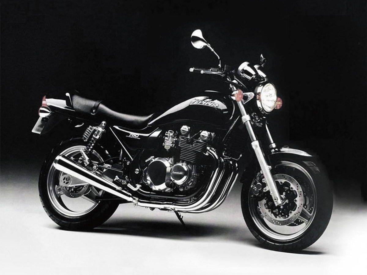 Kawasaki Zephyr 750: una clásica que nunca quiso vivir del pasado 