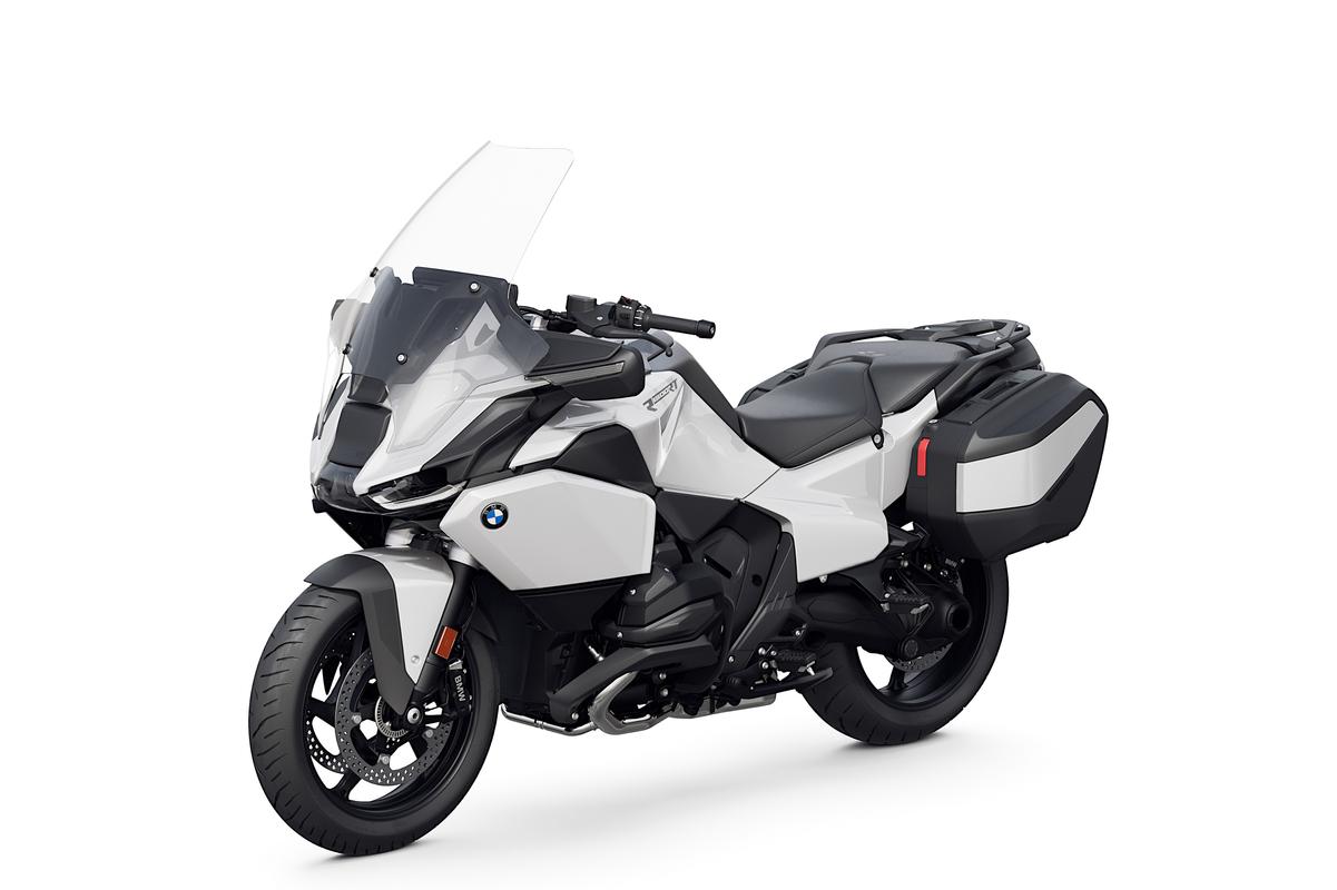 Nueva BMW R 1300 RT: aerodinámica móvil y cambio automático