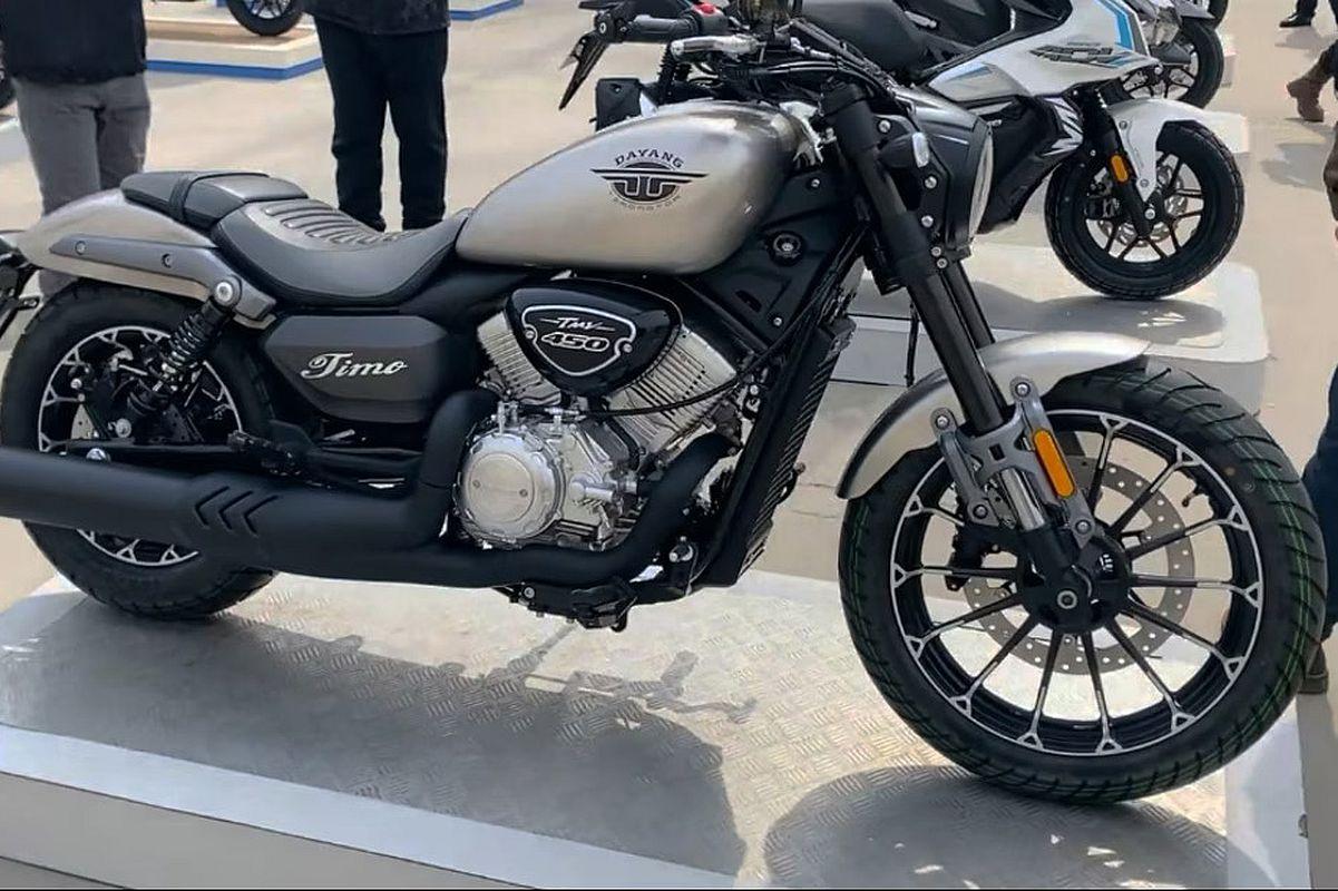 Dayang TMV 450 Timo: custom china con V2 para el A2