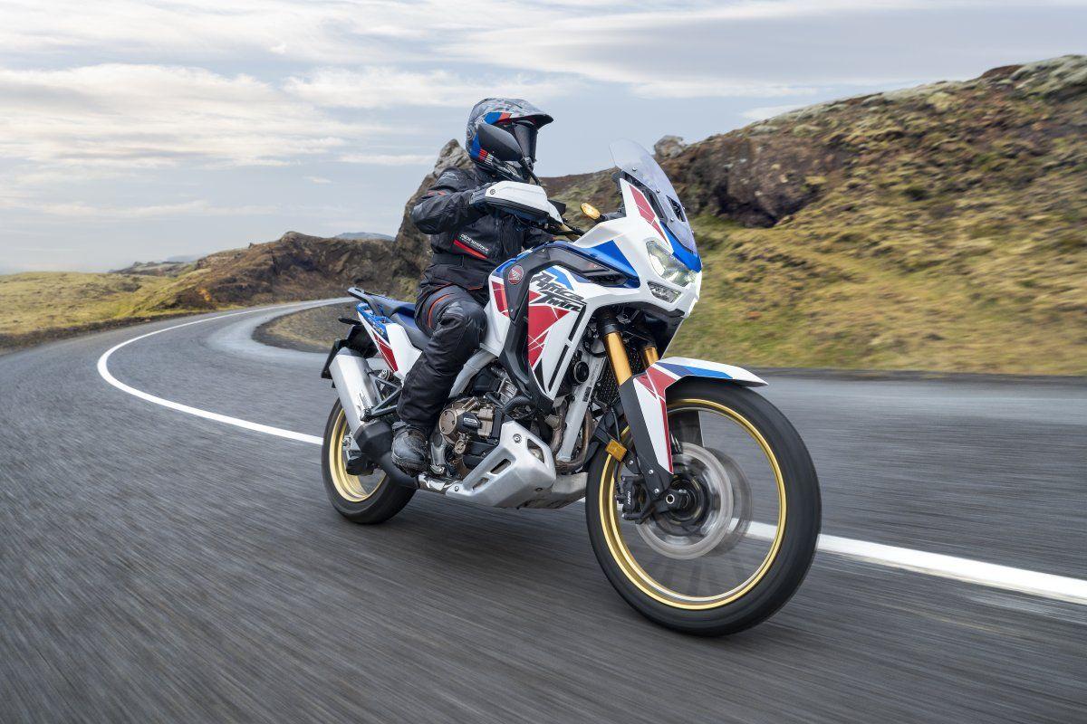 Esta Honda Africa Twin 750 de 2023... ¿es falsa? 