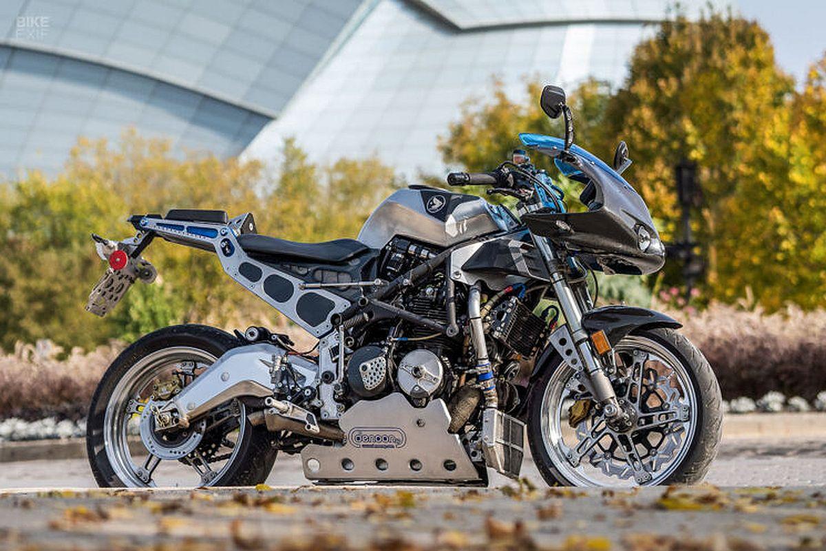Moto de ensueño: Honda CB400F ¡Turbo! con 10 000 horas de trabajo