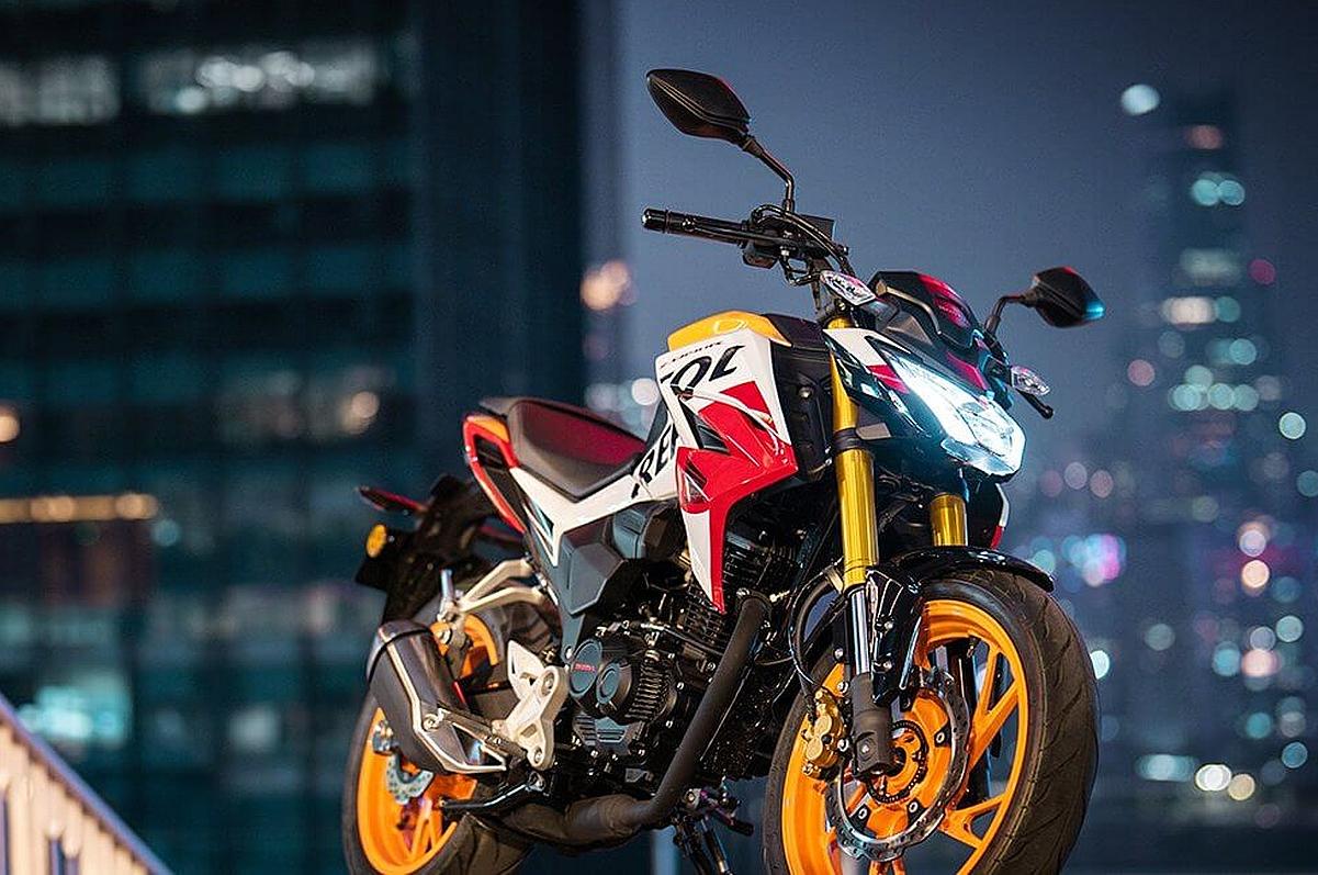 Honda CB190R 2024: una réplica Repsol por... 1700 euros 