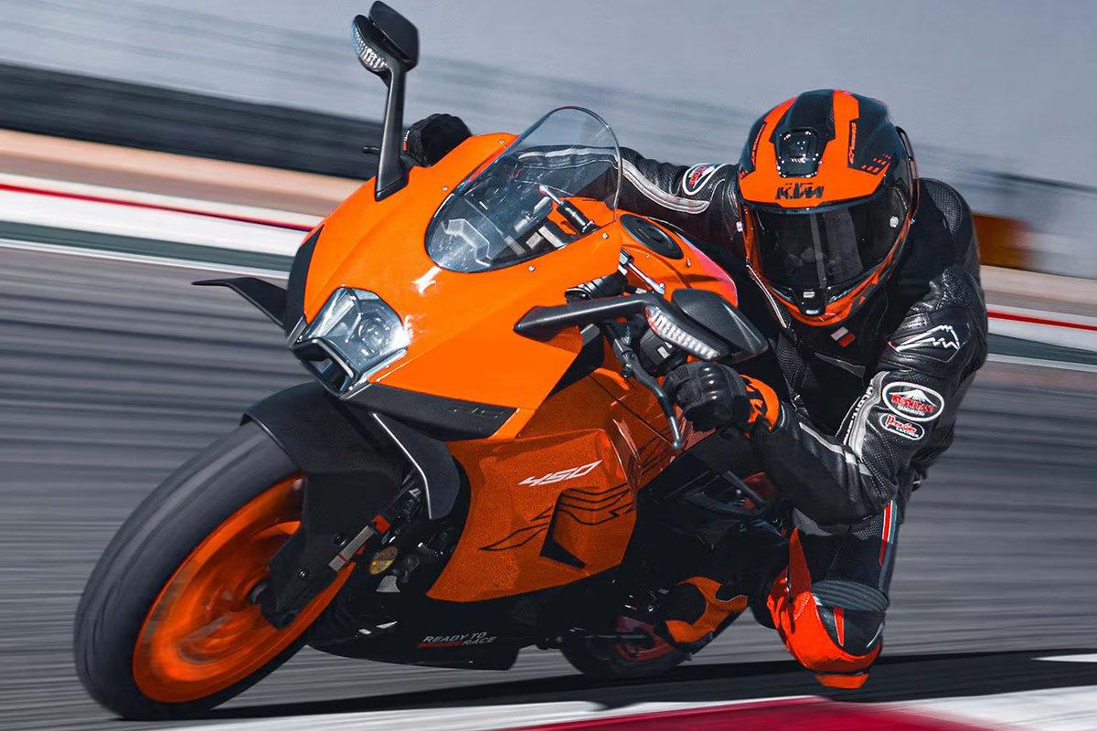 KTM presenta en China la 450 RC: una deportiva bicilíndrica para el A2