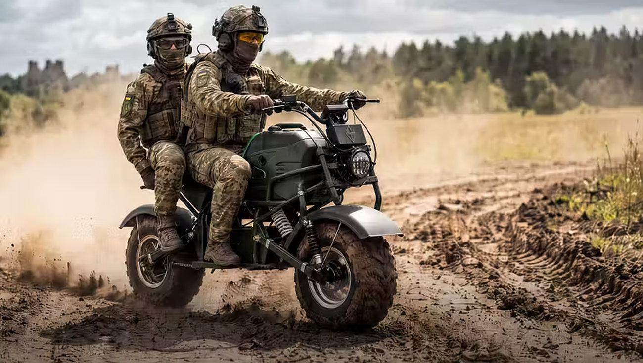 MUL.E: una moto eléctrica con tracción total para la guerra