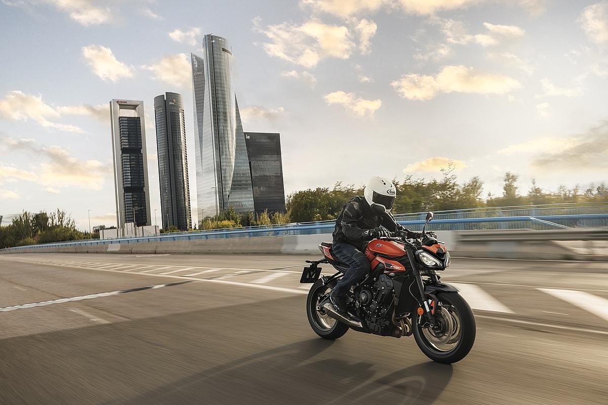 ¡Prueba una Triumph! Reserva plaza en los Demo Tour 2025