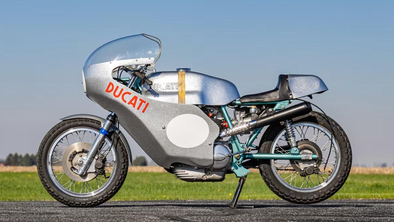 Subasta Mecum en California: joyas icónicas de Bultaco, Ducati, y Honda 