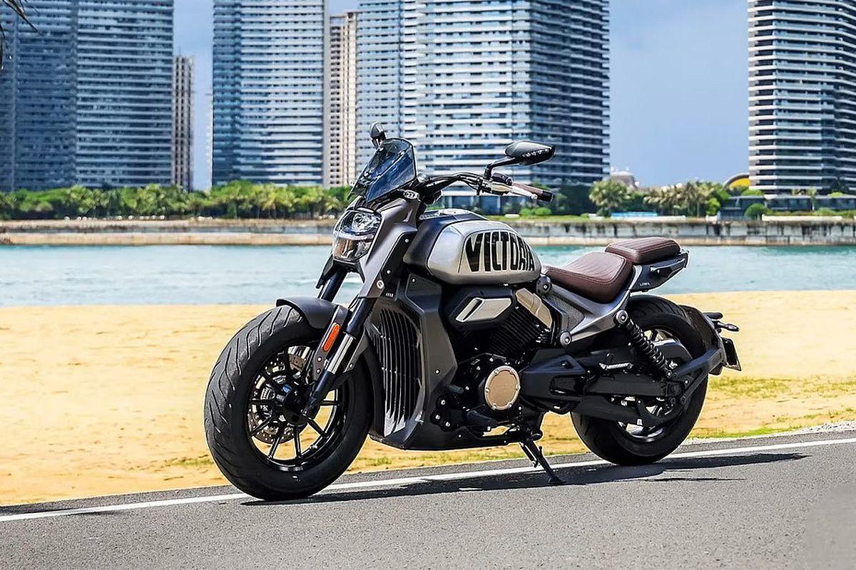 Victoria Simplee V7: custom china para el A2 por 3500 euros