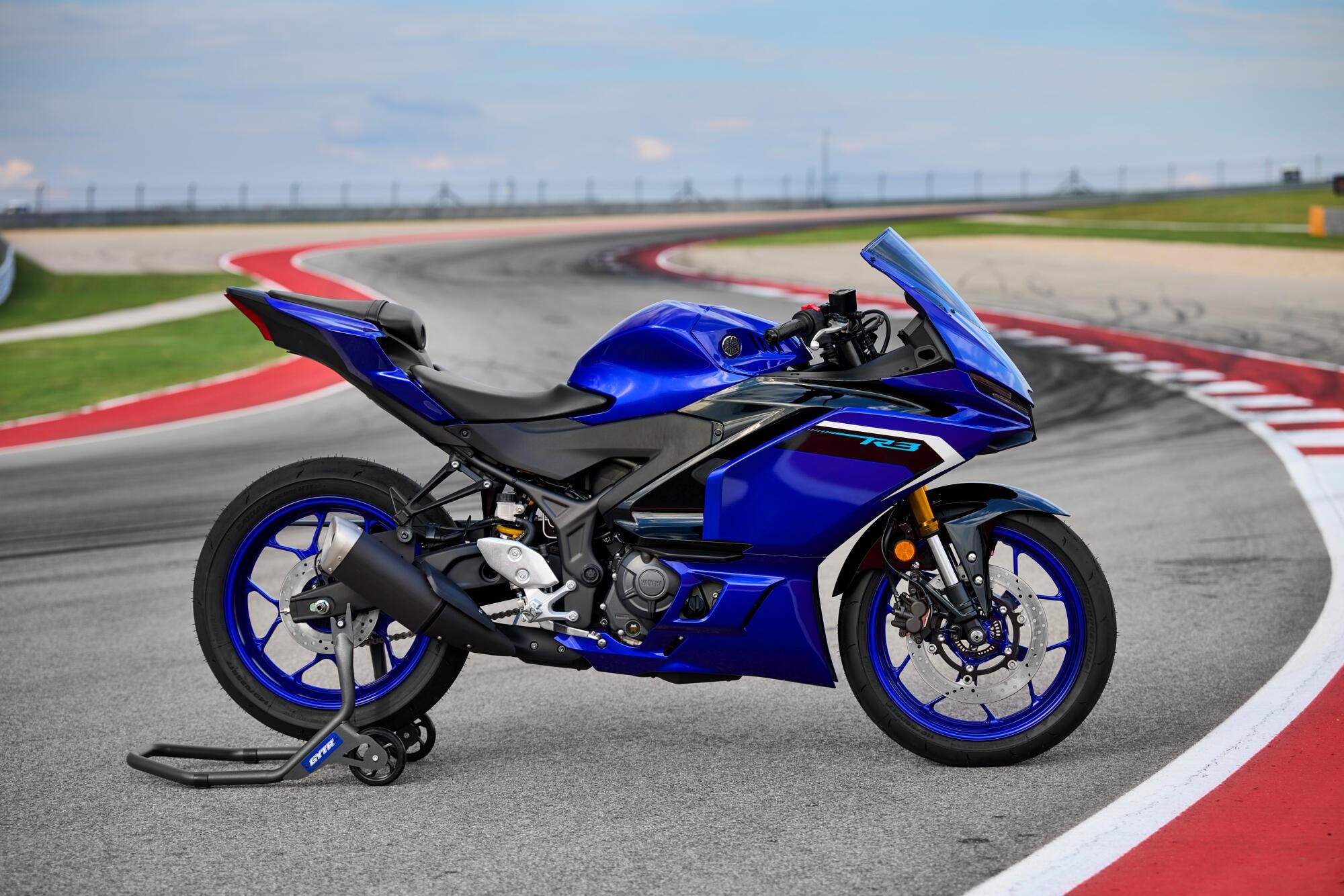 Yamaha R125 y R3 2025: las deportivas del A1 y A2, al día
