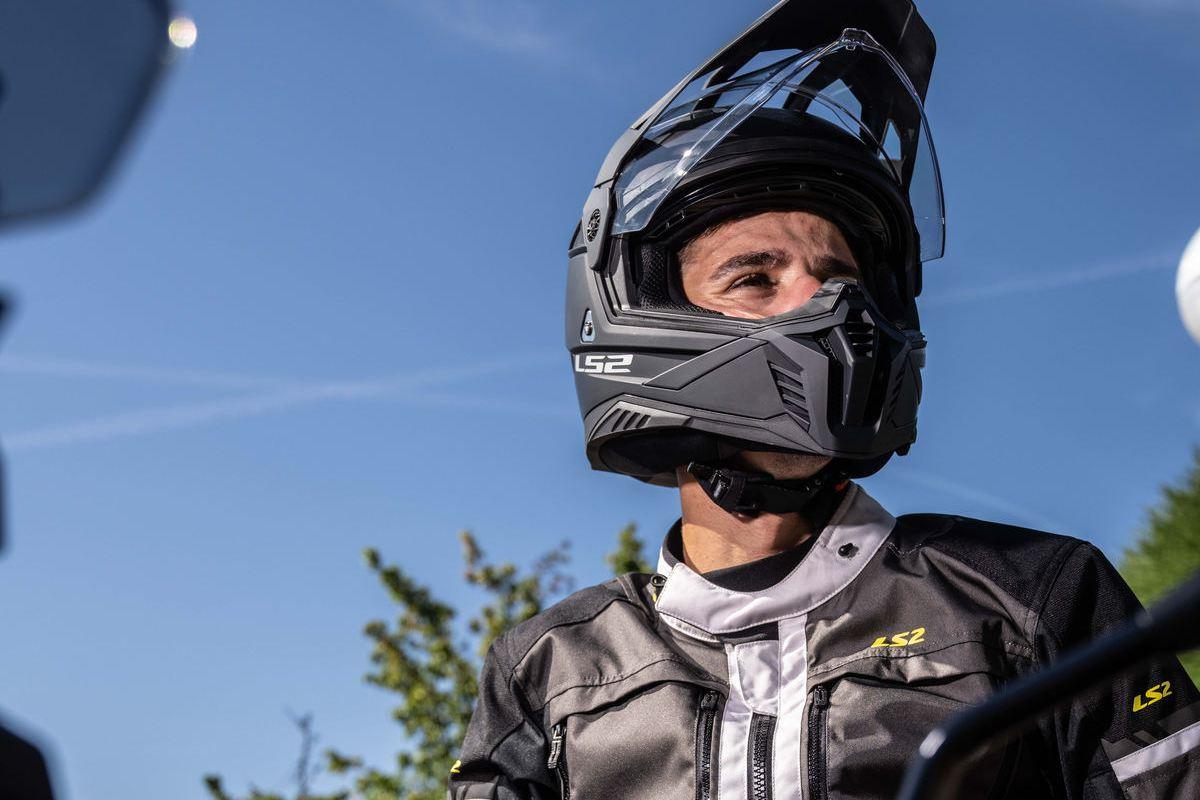 Equipación LS2 para motoristas: seguridad en cualquier ámbito