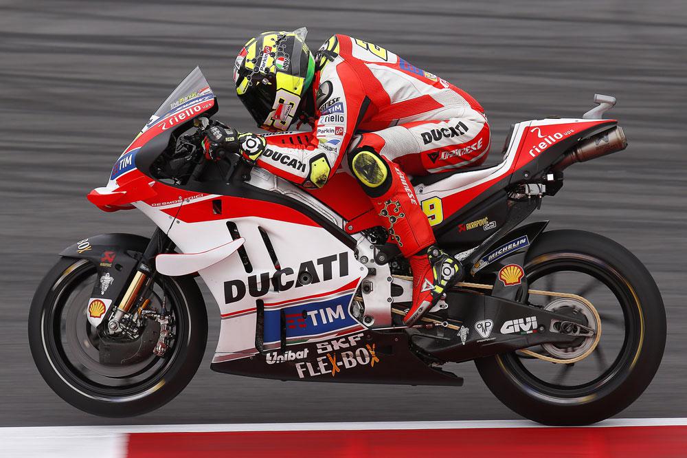 Victoria de Andrea Iannone en el GP de Austria de MotoGP