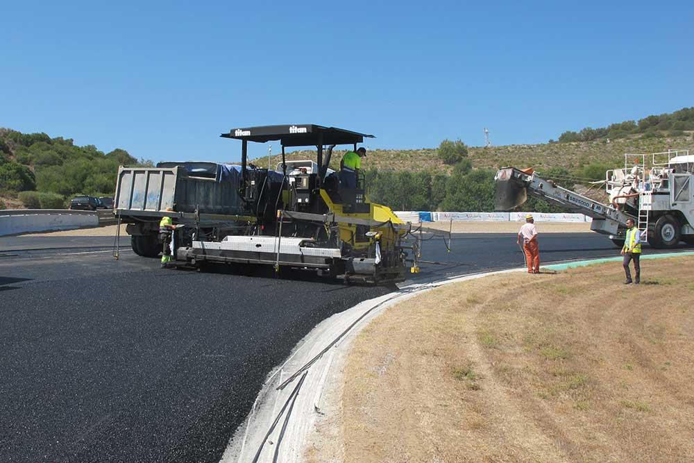 Llega el nuevo asfalto del Circuito de Jerez
