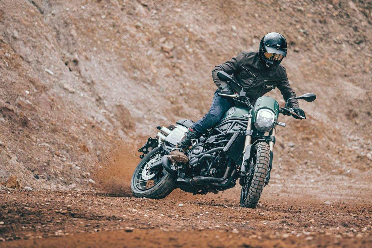 Benelli Leoncino 800 y Leoncino 800 Trail 2022