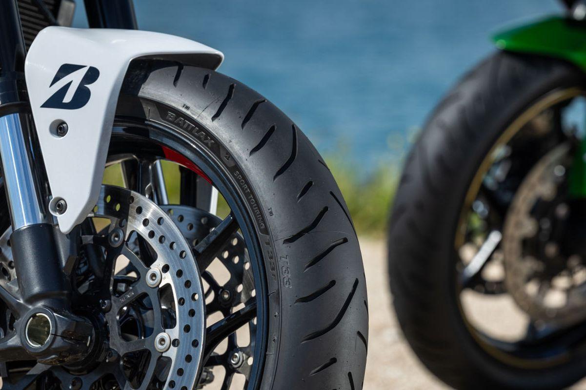 Bridgestone Battlax Sport Touring T33: equilibrio ideal
