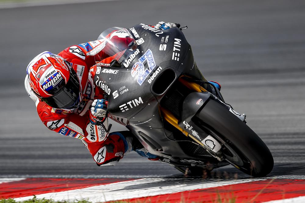 Casey Stoner manda en la primera sesión de los Test de Sepang MotoGP