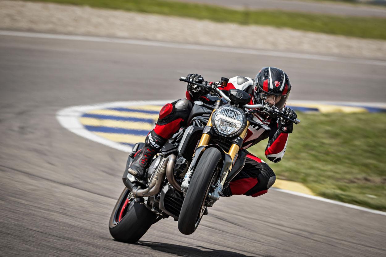 Ducati Monster 1200 S Black on Black 2020