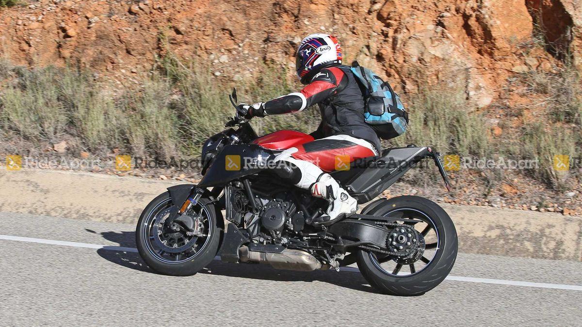 Husqvarna Vitpilen 1301: cazada la supernaked retro