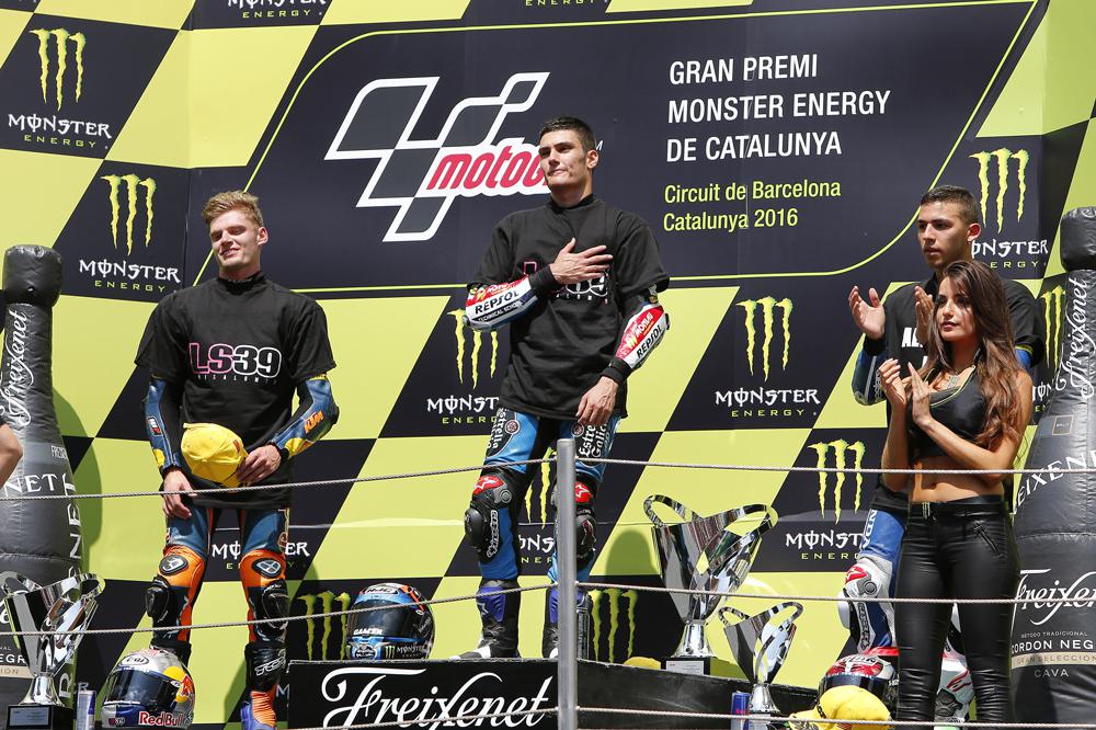 Victoria de Jorge Navarro sobre Brad Binder en el Gran Premio de Cataluña