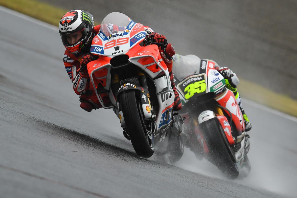 Lorenzo y Crutchlow en el GP de Japón
