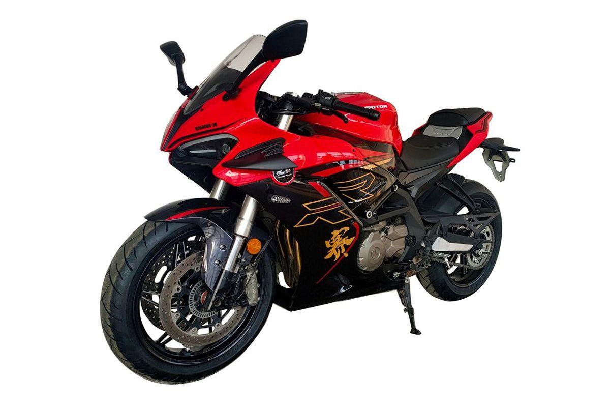 QJ Motor prepara una Benelli 600RR deportiva ¡con alerones!