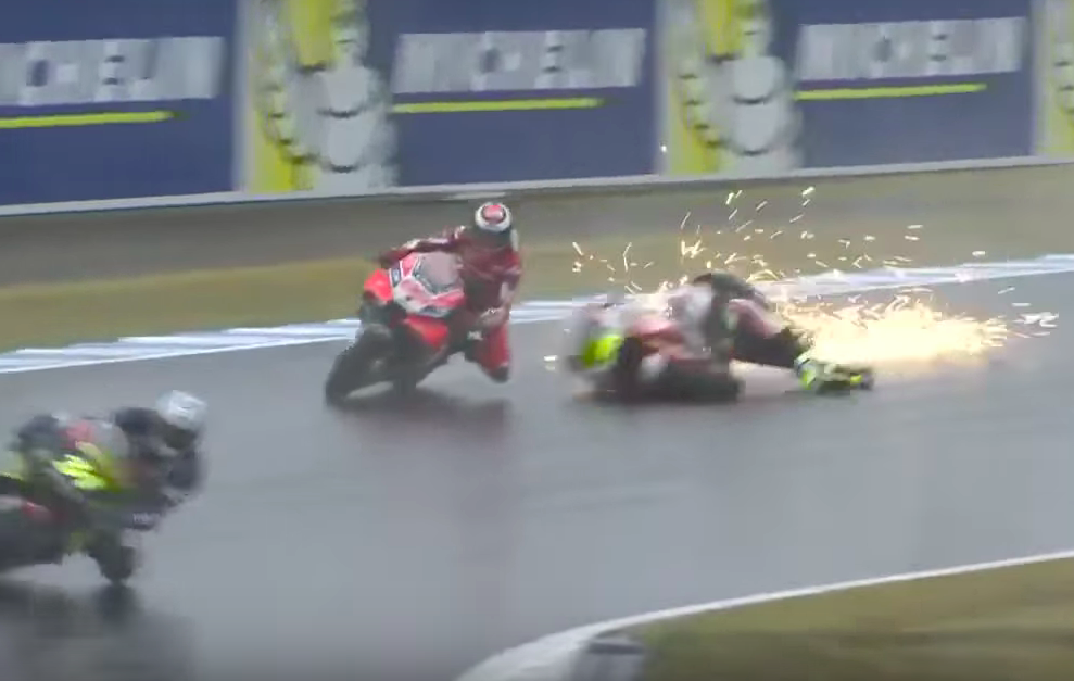 Cal Crutchlow vs Jorge Lorenzo
