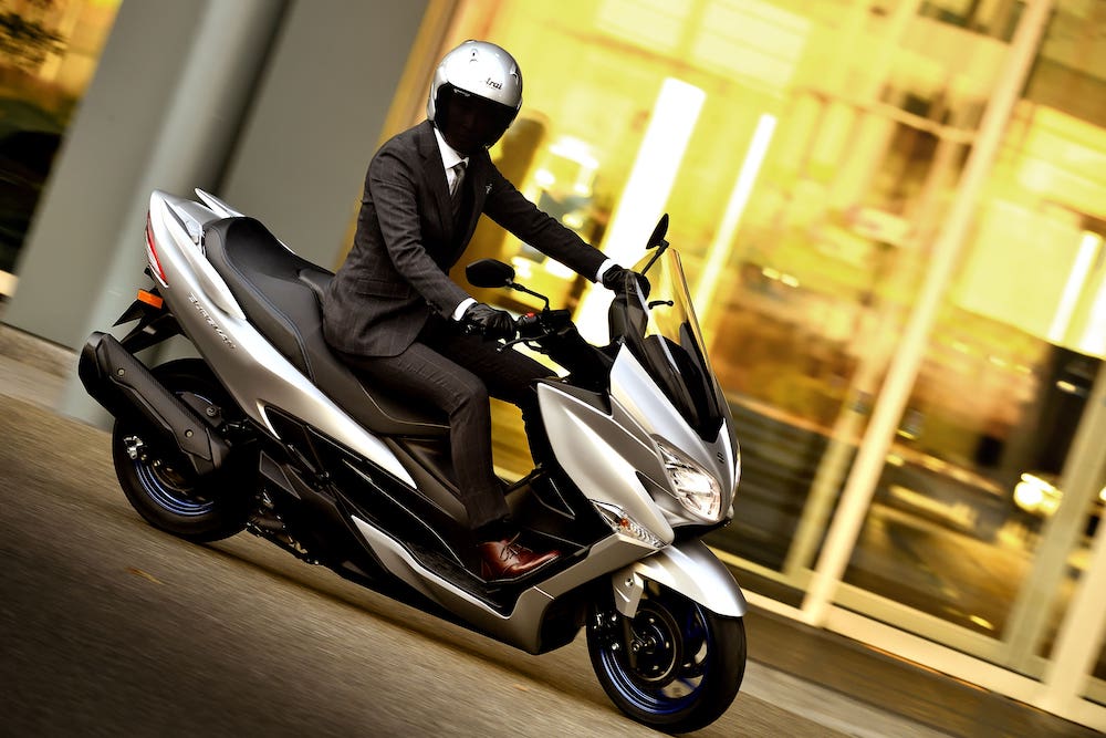 Nuevo Suzuki 400 2021: más equipado, más eficiente y más atractivo Moto1Pro