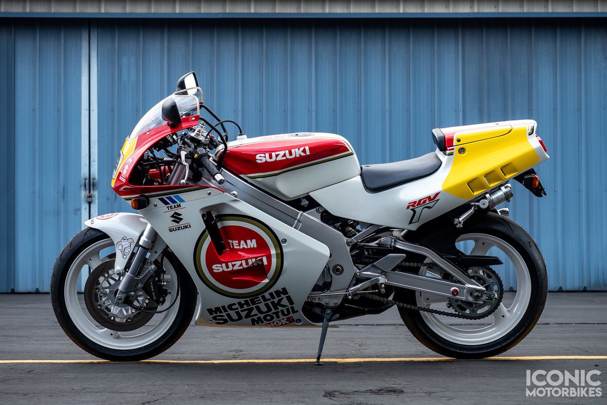 Moto de ensueño: Suzuki RGV 250 Lucky Strike 1991