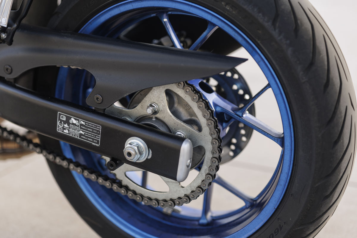 Suzuki SV-7 GX: la Suzuki definitiva con el motor V2 650 Suzuki SV-7 GX: la Suzuki definitiva con el motor V2 650