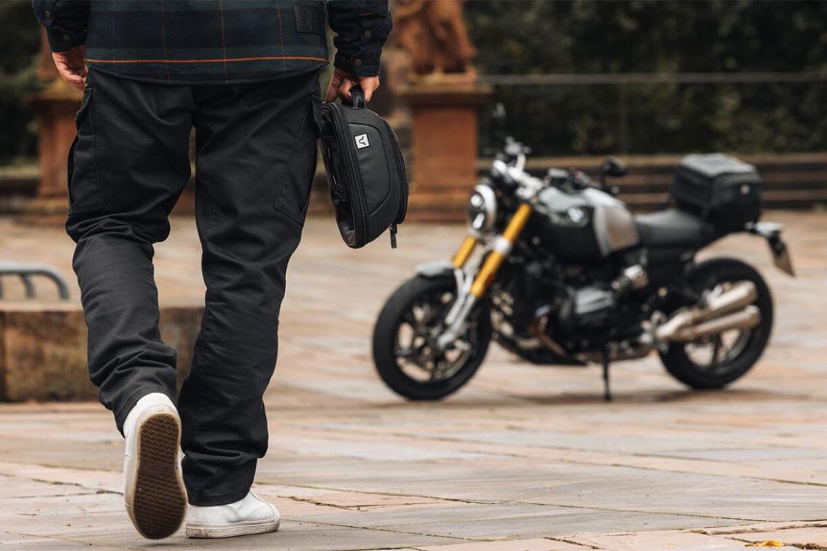 SW-MOTECH en el Salón EICMA: Legend Gear y piezas para R1300GS