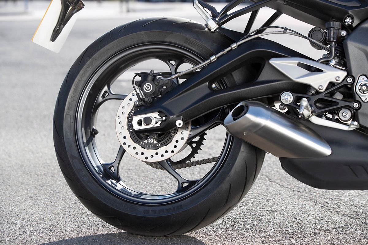 Basculante de la Triumph Street Triple S 2020