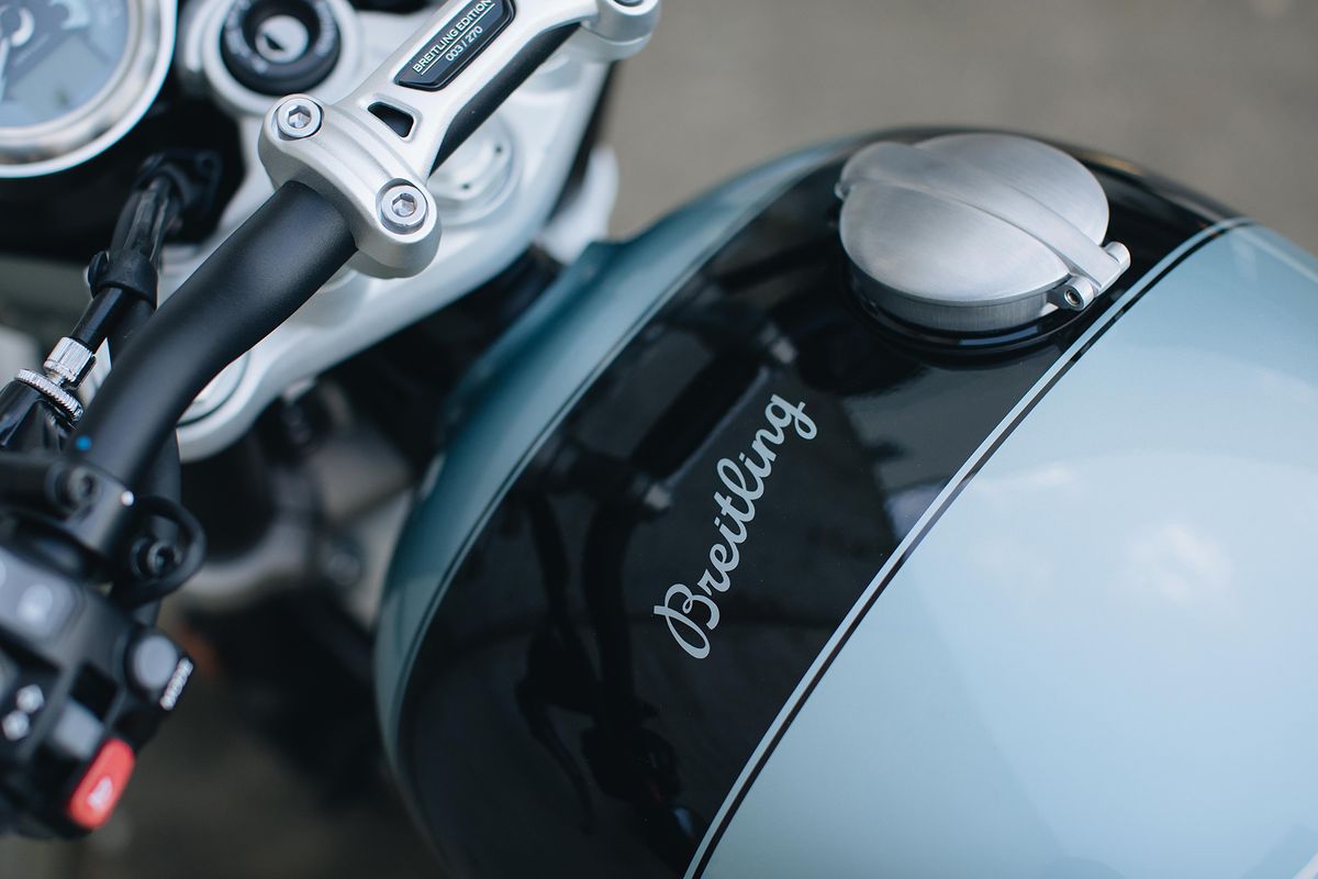 Triumph Speed Twin Breitling: 270 motos y 270 relojes