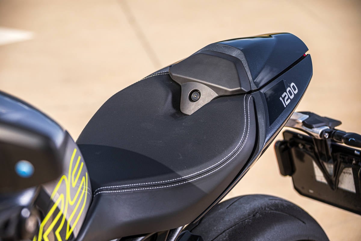 Prueba Triumph Speed Triple 1200 RS: la Superbike sin carenado Prueba Triumph Speed Triple 1200 RS: la Superbike sin carenado