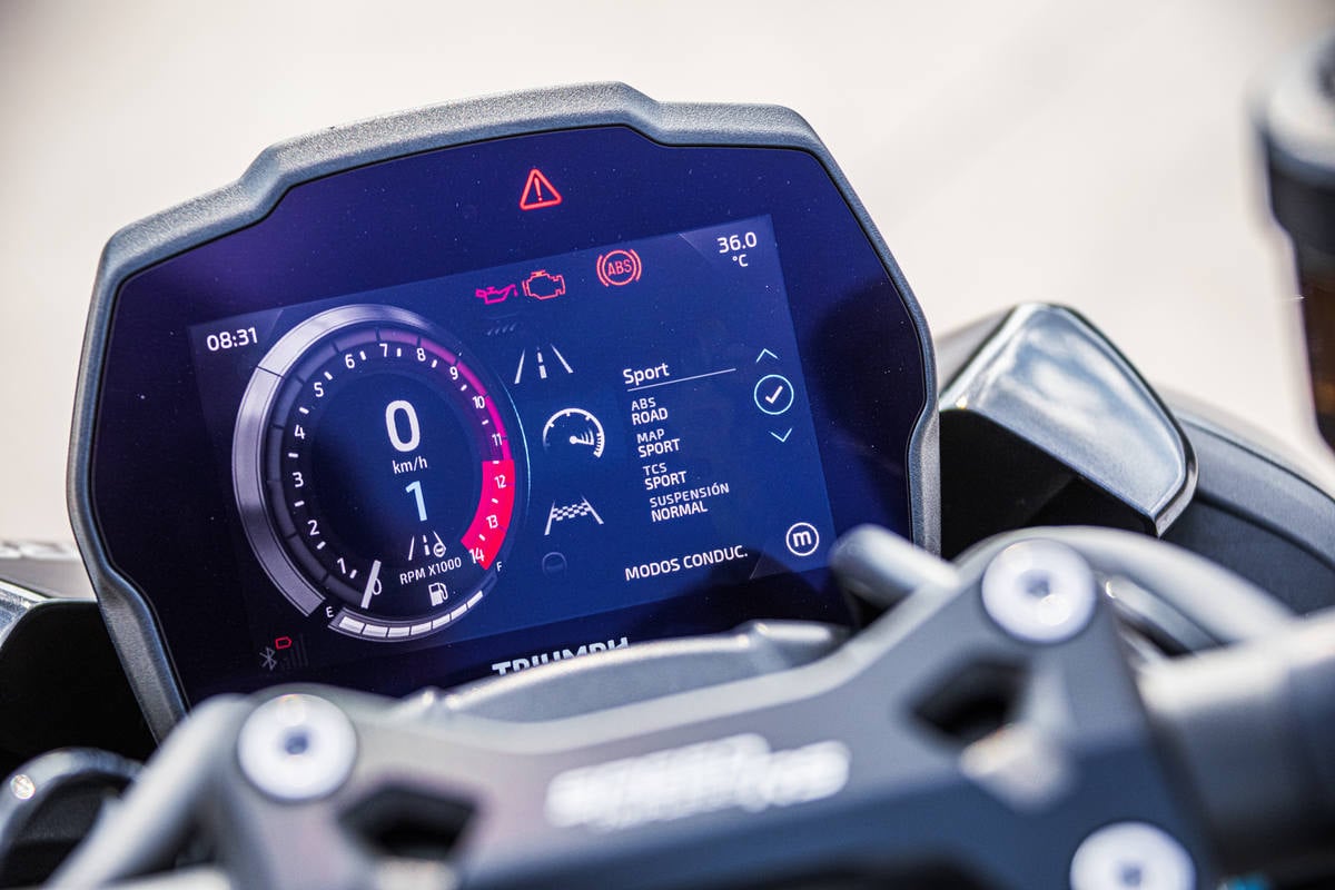 Prueba Triumph Speed Triple 1200 RS: la Superbike sin carenado Prueba Triumph Speed Triple 1200 RS: la Superbike sin carenado
